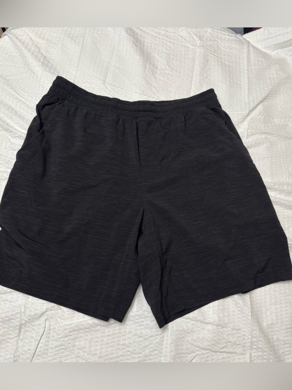 Lululemon Men's Pace Breaker Short - Large L-01 - Picture 2 of 9
